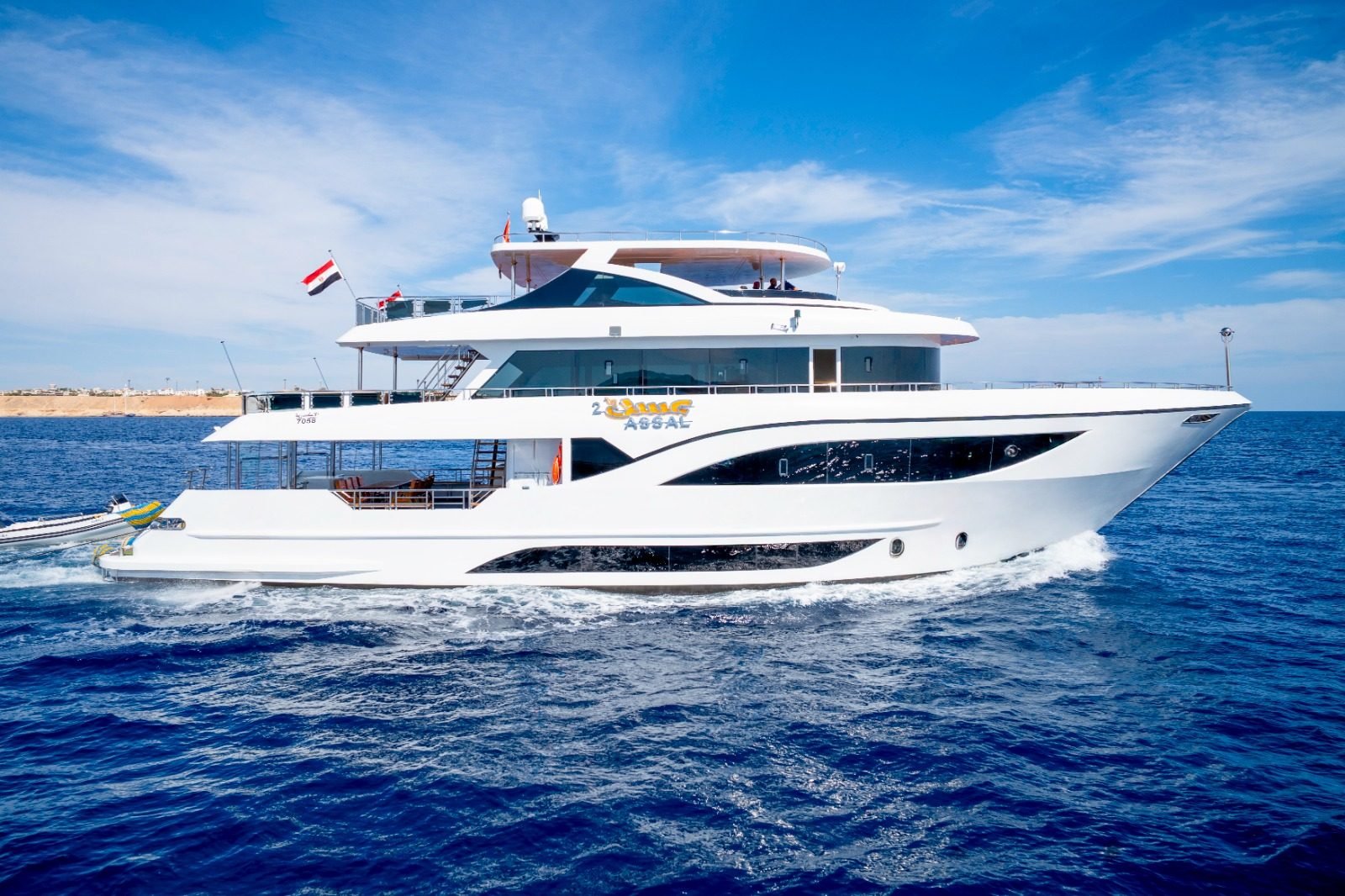 Assal 2 yacht cruising the Red Sea off Sharm El Sheikh
